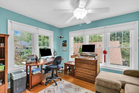 Tiny photo for 603 W Indiana Avenue, Urbana, IL 61801 (MLS # 12451523)