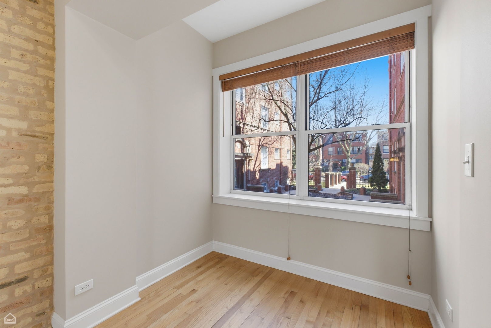 4444 N Beacon Street 1