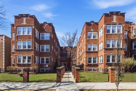 4444 N Beacon Street 1 Chicago IL 60640