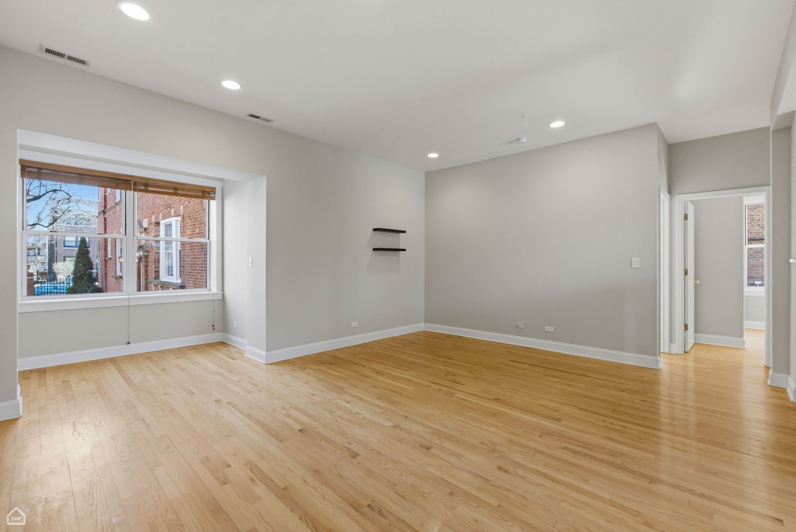 4444 N Beacon Street 1