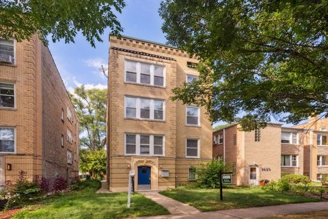 1631 Monroe Street 2-3 Evanston IL 60202