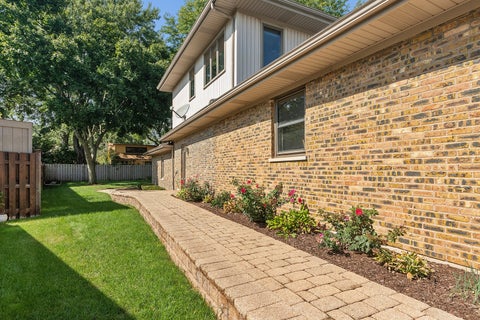 Tiny photo for 7202 Gold Grove Place, Darien, IL 60561 (MLS # 12758522)