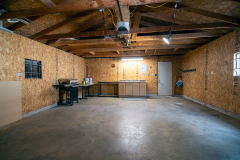 Tiny photo for 556 N 10th Avenue, Kankakee, IL 60901 (MLS # 12488133)
