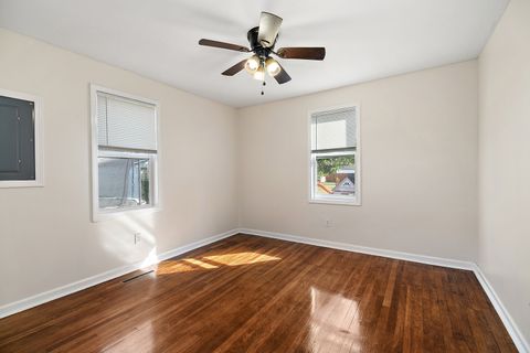 Tiny photo for 556 N 10th Avenue, Kankakee, IL 60901 (MLS # 12488133)
