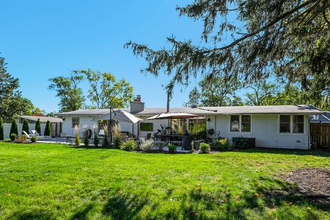 Tiny photo for 814 61st Street, La Grange Highlands, IL 60525 (MLS # 12481179)