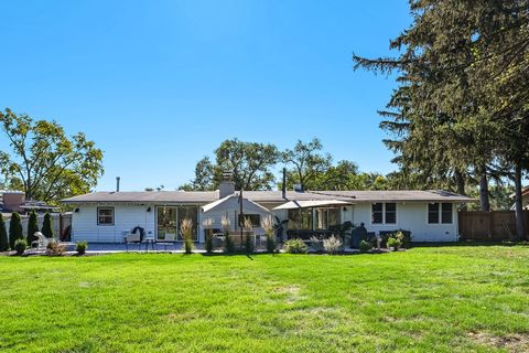 Tiny photo for 814 61st Street, La Grange Highlands, IL 60525 (MLS # 12481179)