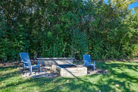 Tiny photo for 814 61st Street, La Grange Highlands, IL 60525 (MLS # 12481179)
