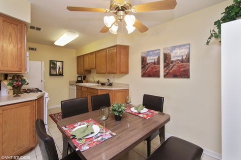 Tiny photo for 1619 N Windsor Drive #310, Arlington Heights, IL 60004 (MLS # 12574348)