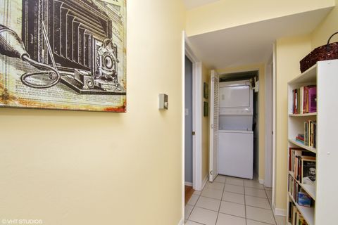 Tiny photo for 1619 N Windsor Drive #310, Arlington Heights, IL 60004 (MLS # 12574348)