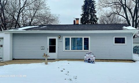 1149 Lafayette Street Aurora IL 60505