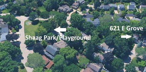 Tiny photo for 621 E Grove Street, Arlington Heights, IL 60005 (MLS # 12596304)