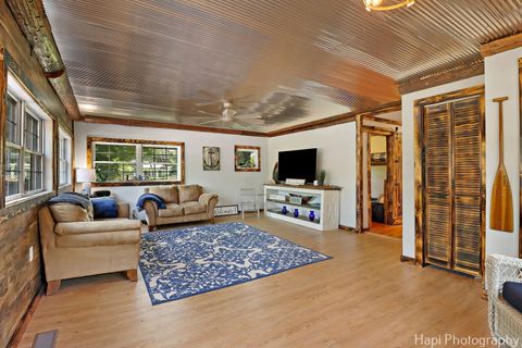 Tiny photo for 26377 W Marie Avenue, Antioch, IL 60002 (MLS # 12420125)