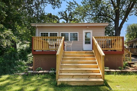 Tiny photo for 26377 W Marie Avenue, Antioch, IL 60002 (MLS # 12420125)