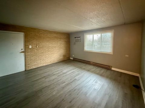 Tiny photo for 6305 Joliet Road #11, Countryside, IL 60525 (MLS # 12537705)