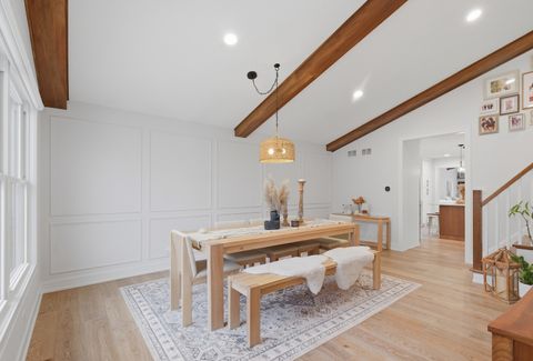 Tiny photo for 2221 Charmingfare Drive, Woodridge, IL 60517 (MLS # 12584884)