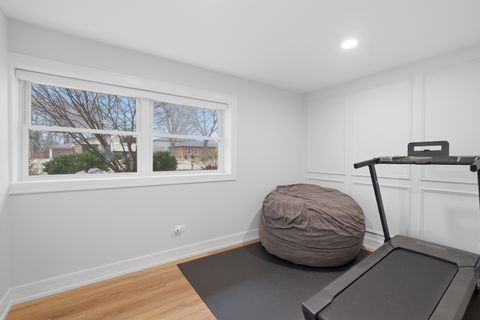 Tiny photo for 2221 Charmingfare Drive, Woodridge, IL 60517 (MLS # 12584884)