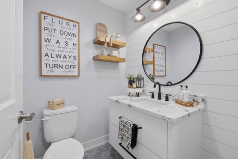 Tiny photo for 2221 Charmingfare Drive, Woodridge, IL 60517 (MLS # 12584884)