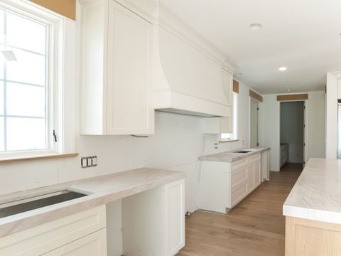 Tiny photo for 1 Morrison Road, Northbrook, IL 60062 (MLS # 12337252)