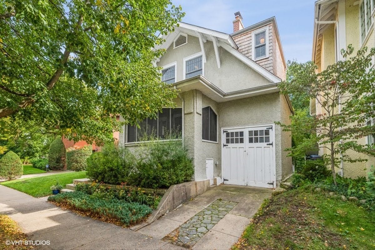 110 Kedzie Street