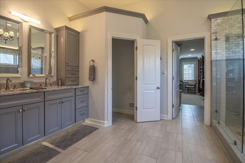 Tiny photo for 190 Planters Row, Geneva, IL 60134 (MLS # 12461502)
