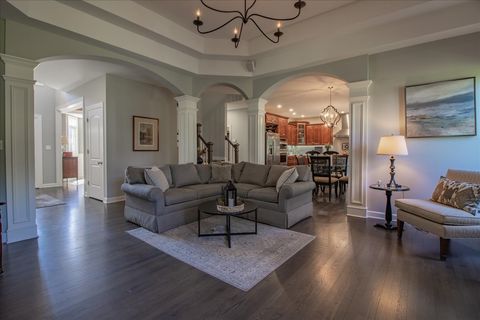 Tiny photo for 190 Planters Row, Geneva, IL 60134 (MLS # 12461502)