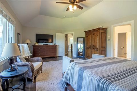Tiny photo for 190 Planters Row, Geneva, IL 60134 (MLS # 12461502)