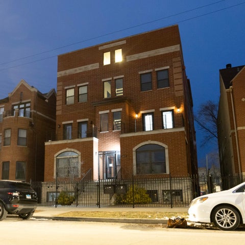 Photo of 4453 S Lake Park Avenue #6, Chicago, IL 60653 (MLS # 12773974)