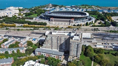 Tiny photo for 1515 S Prairie Avenue #910, Chicago, IL 60605 (MLS # 12581820)