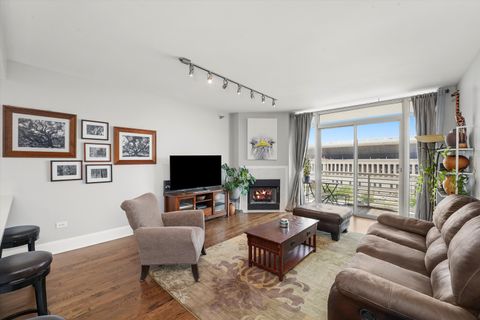 Tiny photo for 1515 S Prairie Avenue #910, Chicago, IL 60605 (MLS # 12581820)