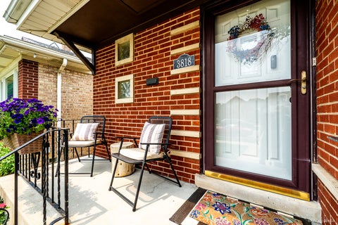 Tiny photo for 3818 W 110th Street, Chicago, IL 60655 (MLS # 12703023)
