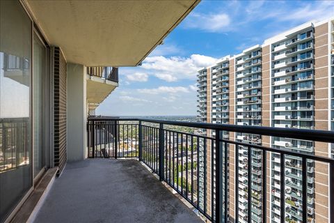 Tiny photo for 6007 N SHERIDAN Road #37B, Chicago, IL 60660 (MLS # 12485366)