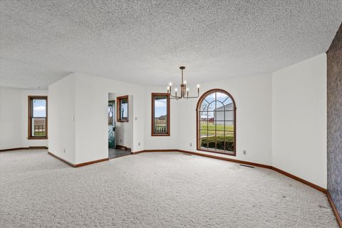 Tiny photo for 7961 N 3000 Road E, Chatsworth, IL 60921 (MLS # 12598042)