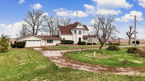 Tiny photo for 7961 N 3000 Road E, Chatsworth, IL 60921 (MLS # 12598042)