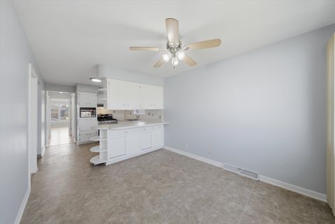 Tiny photo for 12718 S Justine Street, Calumet Park, IL 60827 (MLS # 12714987)