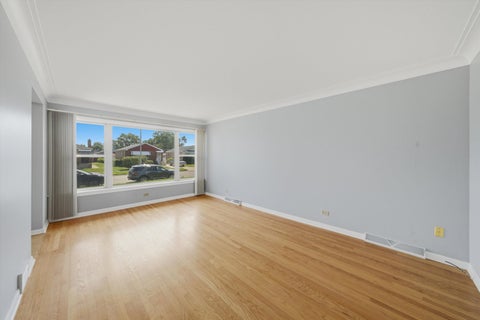 Tiny photo for 12718 S Justine Street, Calumet Park, IL 60827 (MLS # 12714987)