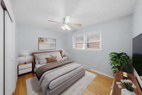 Tiny photo for 12718 S Justine Street, Calumet Park, IL 60827 (MLS # 12714987)