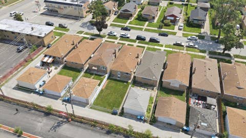 Tiny photo for 12718 S Justine Street, Calumet Park, IL 60827 (MLS # 12714987)