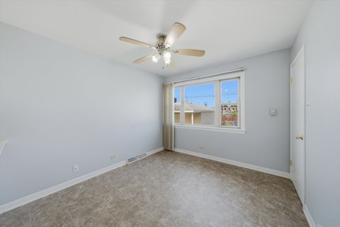 Tiny photo for 12718 S Justine Street, Calumet Park, IL 60827 (MLS # 12714987)