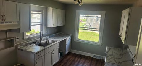 Tiny photo for 2419 AVENUE OF THE CITIES Avenue, Moline, IL 61265 (MLS # QC4267011)