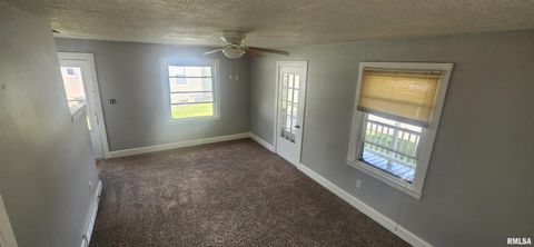 Tiny photo for 2419 AVENUE OF THE CITIES Avenue, Moline, IL 61265 (MLS # QC4267011)