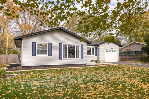 Photo of 269 Thunderbird Trail, Carol Stream, IL 60188 (MLS # 12480745)