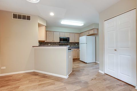 Tiny photo for 4520 Concord Lane, Northbrook, IL 60062 (MLS # 12467123)