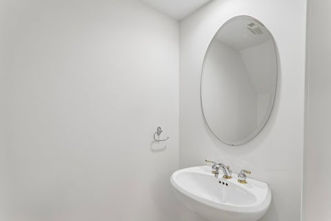 Tiny photo for 4930 S Cornell Avenue #E, Chicago, IL 60615 (MLS # 12719609)