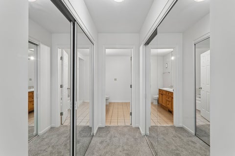 Tiny photo for 4930 S Cornell Avenue #E, Chicago, IL 60615 (MLS # 12719609)