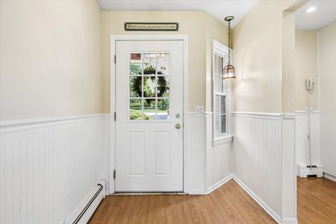 Tiny photo for 1503 Laurel Court, Sleepy Hollow, IL 60118 (MLS # 12694674)