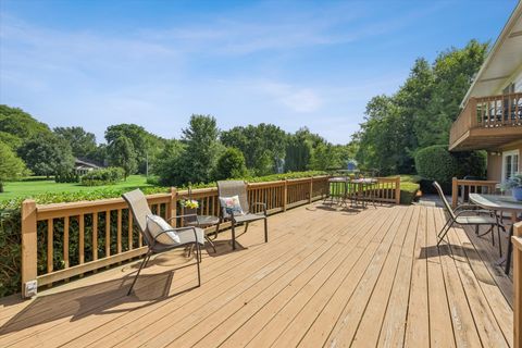 Tiny photo for 1503 Laurel Court, Sleepy Hollow, IL 60118 (MLS # 12694674)