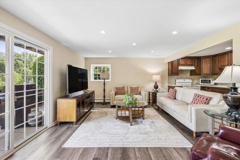 Tiny photo for 1503 Laurel Court, Sleepy Hollow, IL 60118 (MLS # 12694674)
