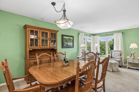 Tiny photo for 1503 Laurel Court, Sleepy Hollow, IL 60118 (MLS # 12694674)