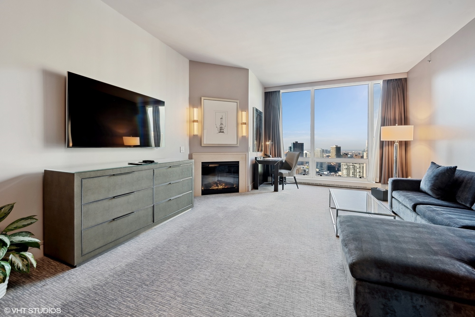 401 N Wabash Avenue 2322