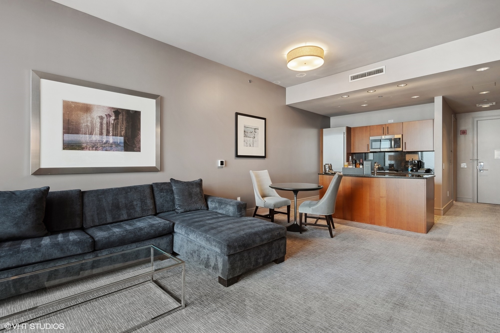 401 N Wabash Avenue 2322